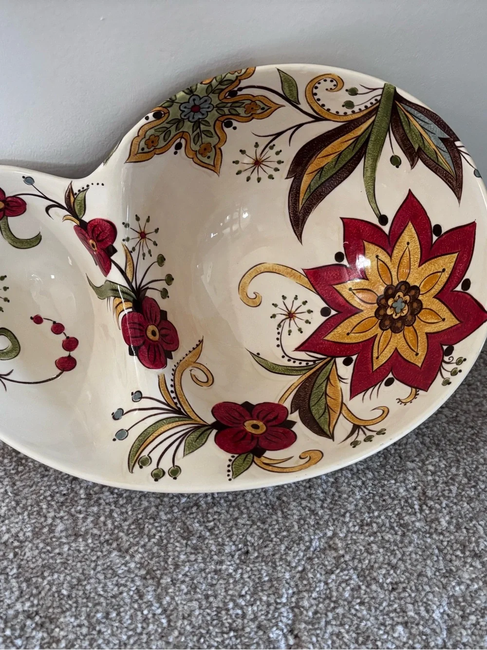 Pier 1 Imports Earthenware Carynthum Chip/Dip/ Serving Dish Bowl Beautiful
